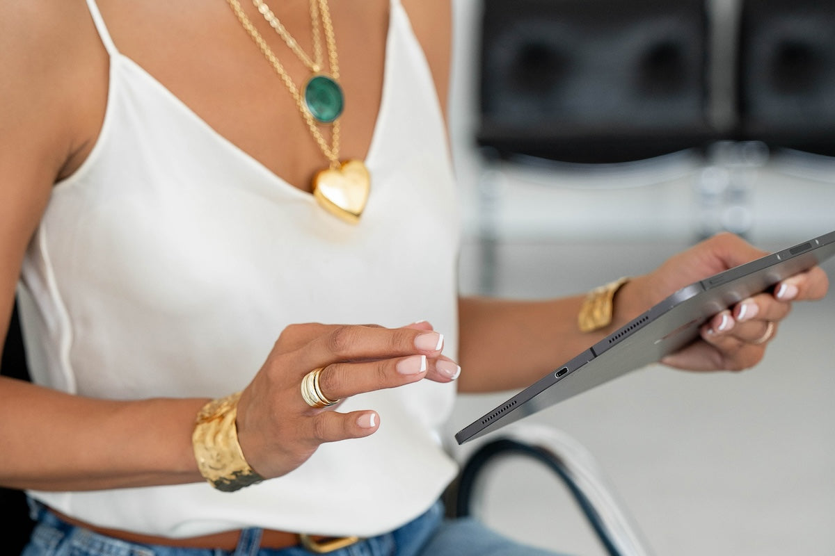 5 Coaching Contracts and Agreements You Need for Your Online Coaching Business