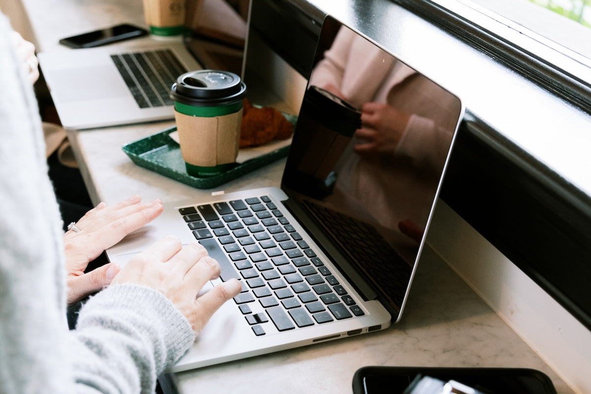 The All In One Contract Bundle That Every Online Business Owner Needs