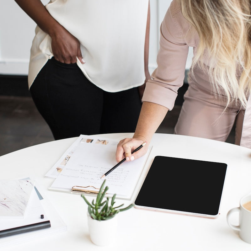 The 5 Most Important Clauses To Read and Understand Before Agreeing To Work With An Independent Contractor