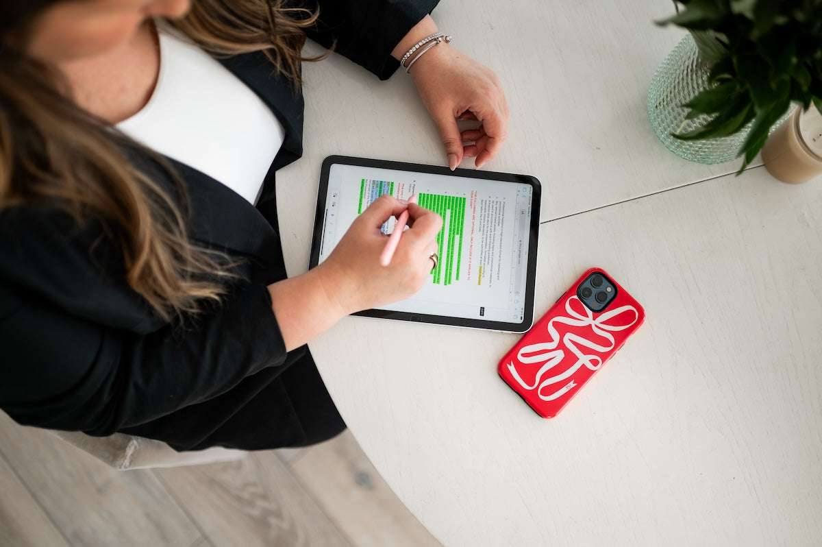 How to Date and Sign a Contract (The Right Way!)